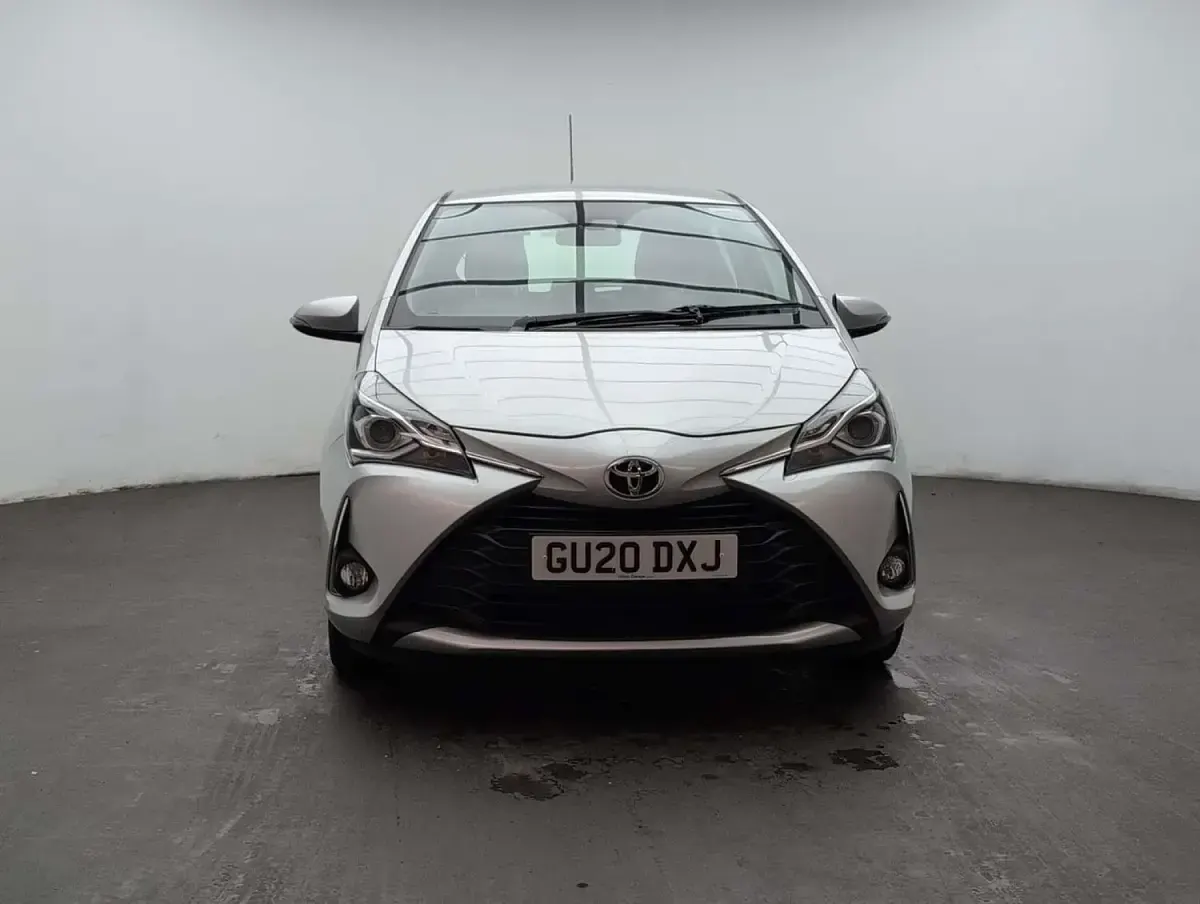 Used Toyota Yaris 109 HP (80 kW) 2020 Silver Hatchback