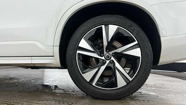 Used Volvo XC90 R-Design 247 HP (181 kW) 2022 SUV