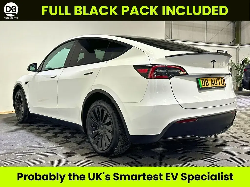 Used Tesla Model Y Long Range AWD 378 kW (514 HP) 2022 White SUV