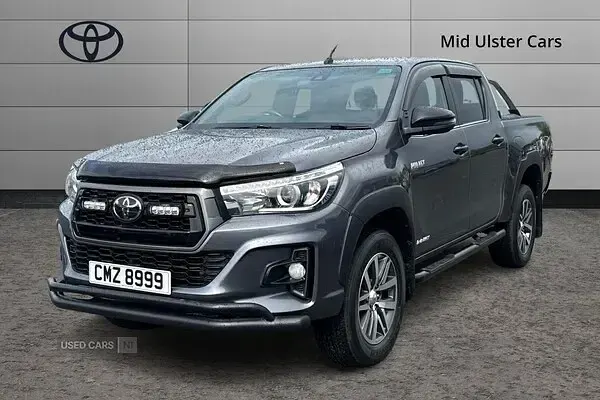 Used Toyota HiLux 150 HP (110 kW) 2019 Grey Pickup
