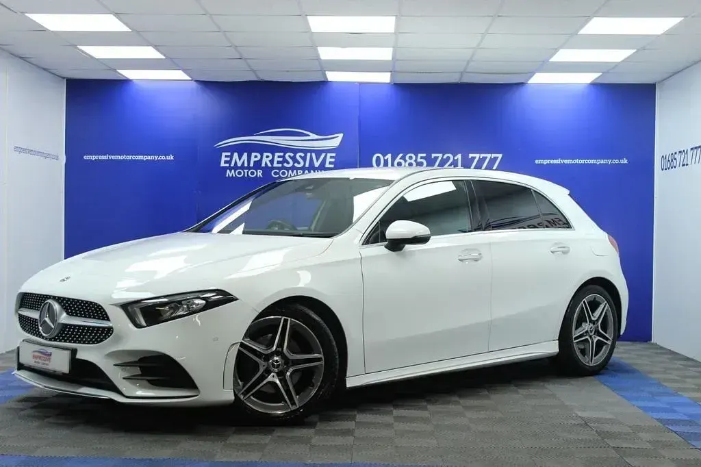 Used Mercedes A180 Executive 116 HP (85 kW) 2019 White Hatchback