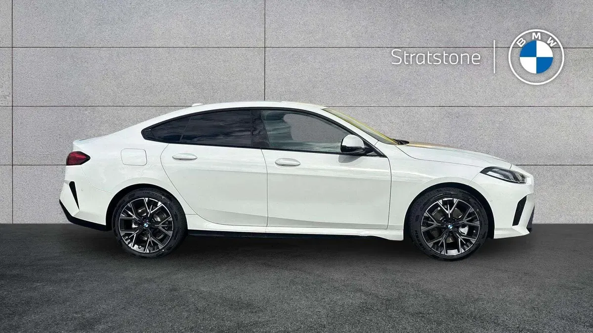 Used BMW 220 M Sport 168 HP (123 kW) 2026 White Coupe