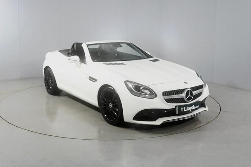 Used Mercedes SLC180 AMG line 2017 White Cabriolet