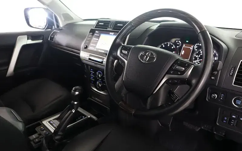 Used Toyota Land Cruiser 204 HP (150 kW) 2024 Estate