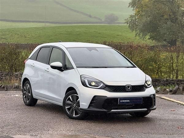 New Honda Jazz Advance 120 HP (88 kW) 2025 White Hatchback