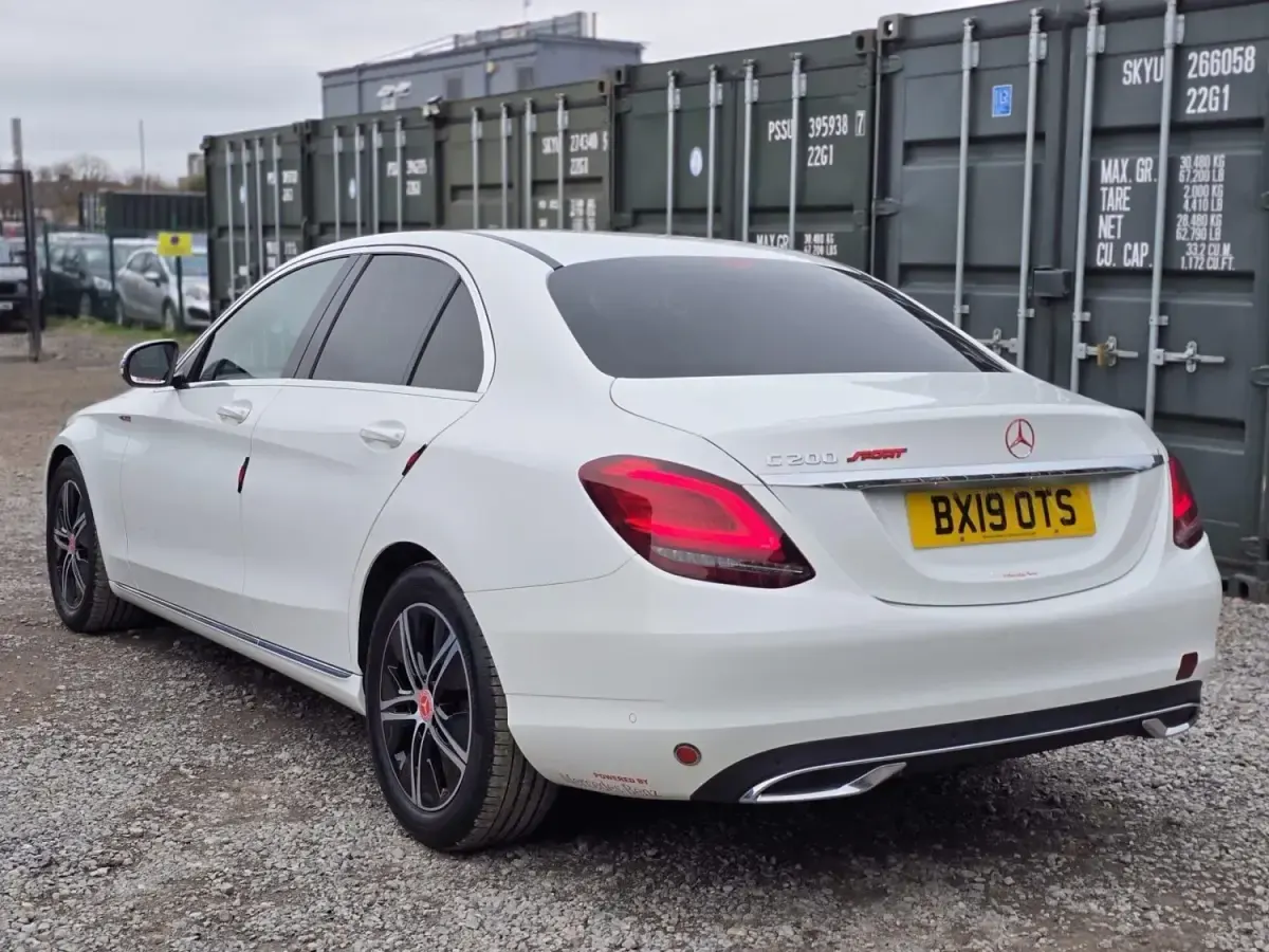 Usado Mercedes C200 2019 Branco Sedan