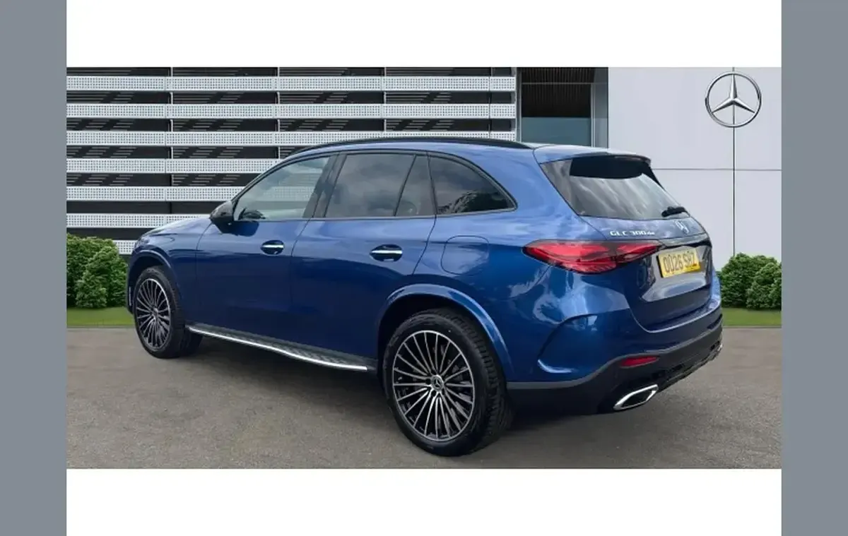 Used Mercedes GLC300de AMG Line Premium Plus 328 HP (241 kW) 2026 Blue SUV