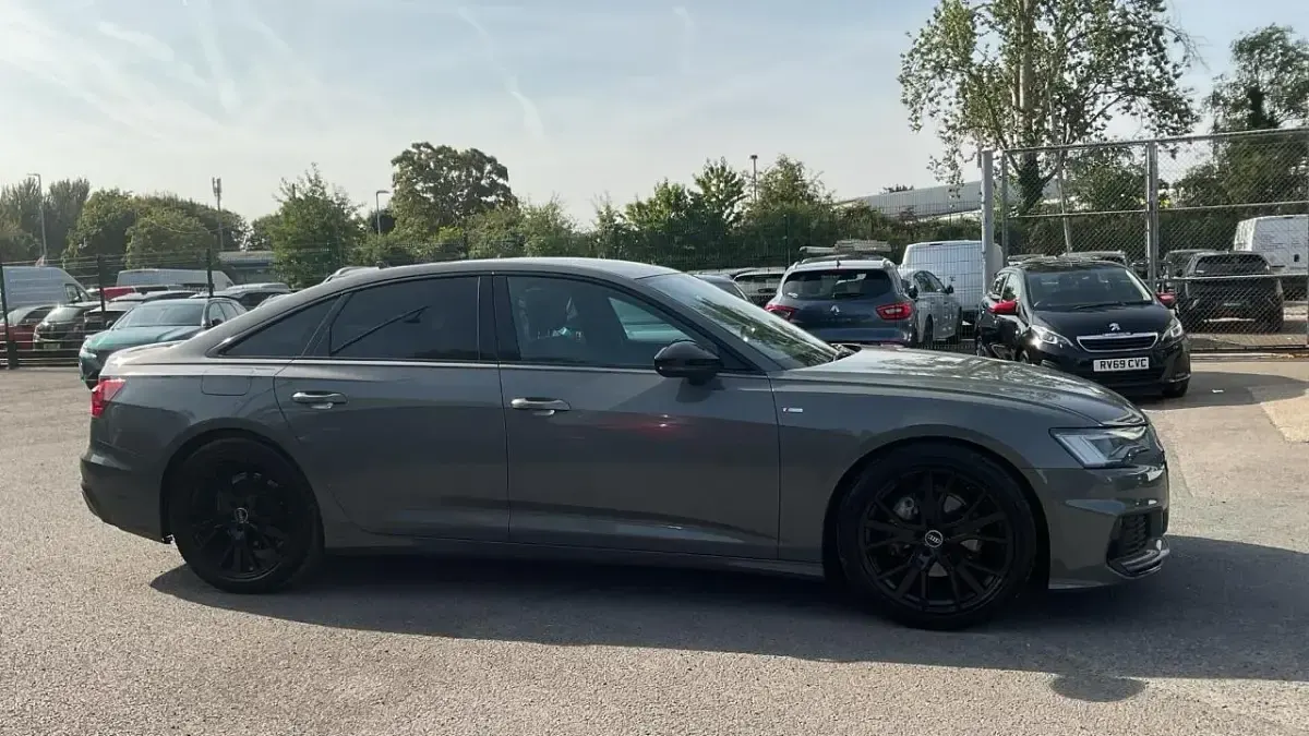 Used Audi A6 Black Edition 201 HP (147 kW) 2022 Grey Sedan