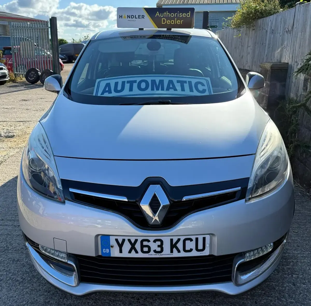 Used Renault Scénic III Dynamique 110 HP (80 kW) 2013 Silver MPV