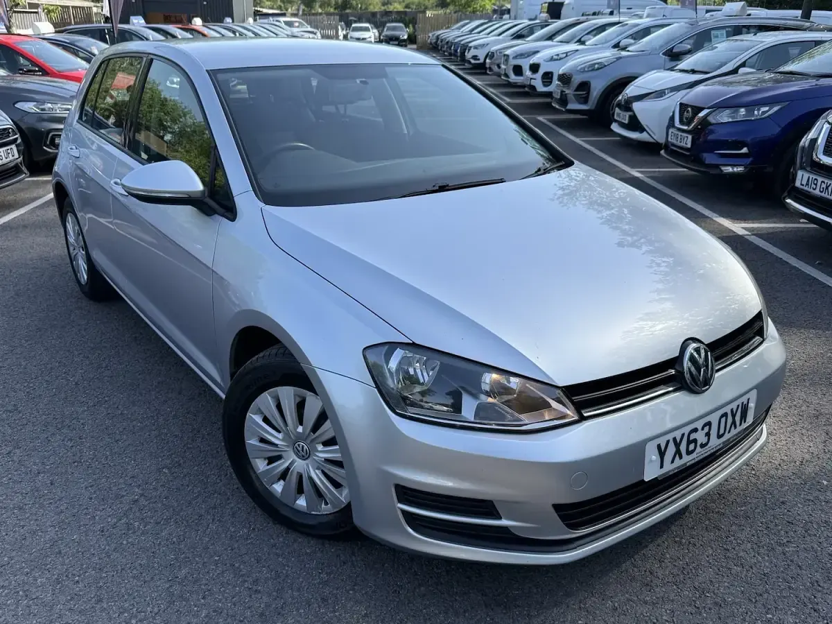 Used VW Golf VII S 83 HP (61 kW) 2013 Silver Hatchback