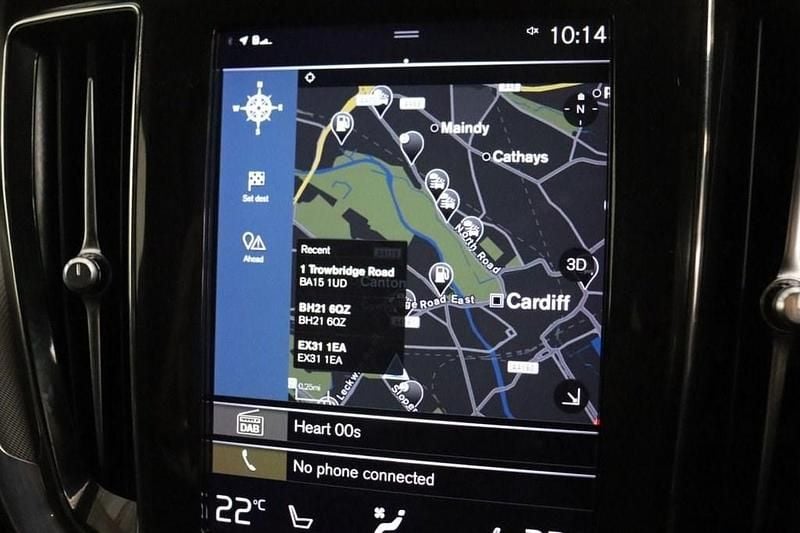 Used Volvo V60 R-Design 2021 Gold Estate