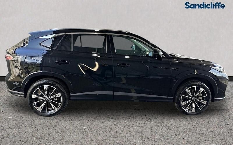 Used MG HS Trophy 224 HP (164 kW) 2026 SUV