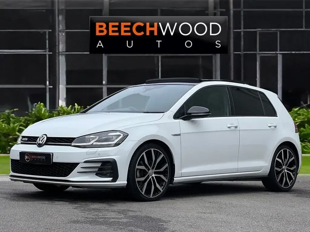 Used VW Golf VII GTD 184 HP (135 kW) 2019 White Hatchback