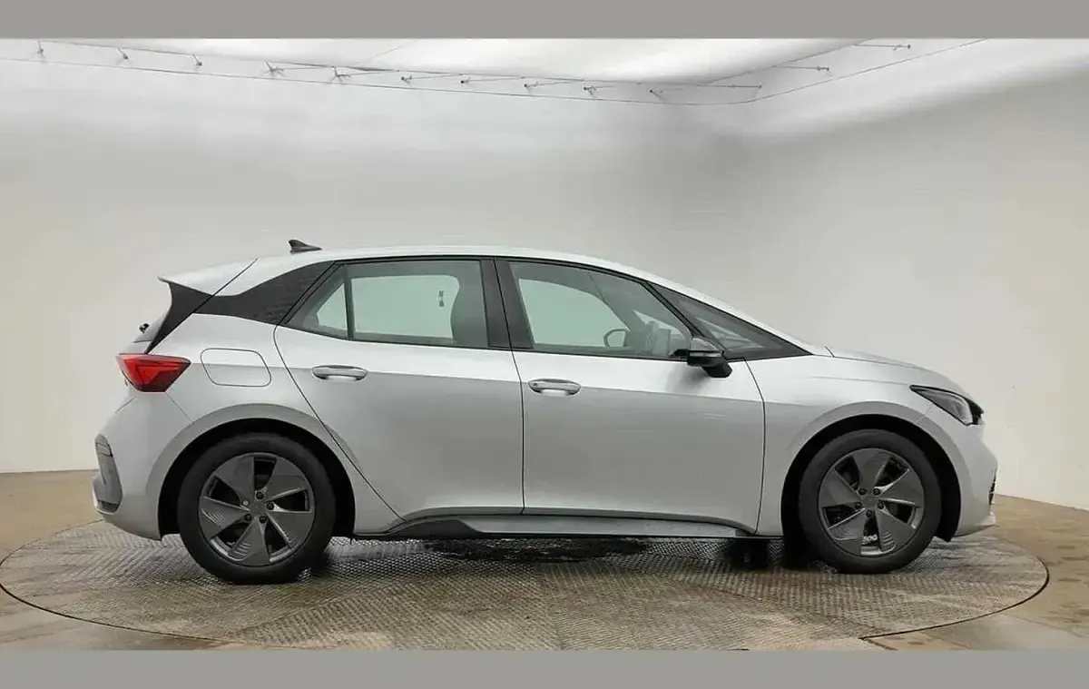 Used Cupra Born 150 kW (204 HP) 2023 Silver Hatchback
