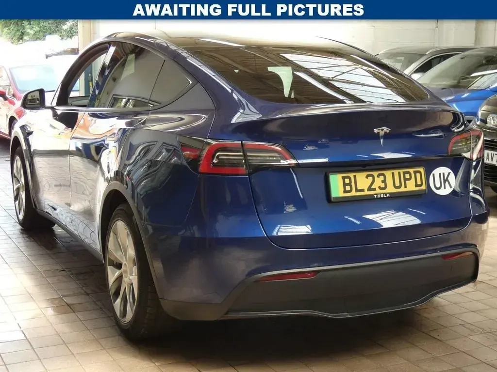 Used Tesla Model Y RWD 254 kW (346 HP) 2023 Blue SUV