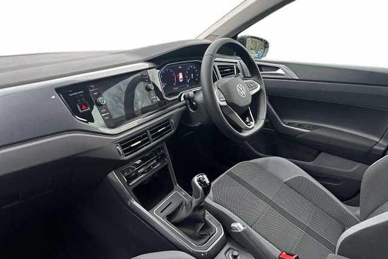 Used VW Polo Style 95 HP (69 kW) 2025 Black Hatchback