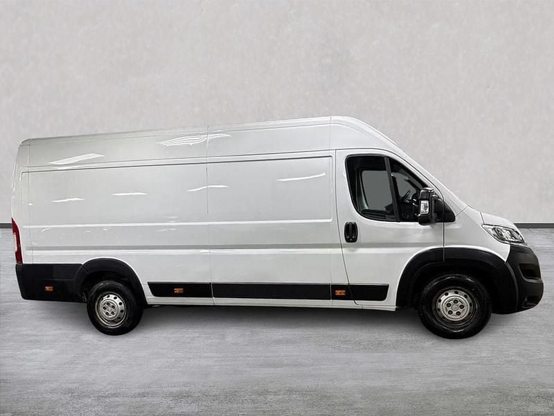 Used Citroën Relay 140 HP (102 kW) 2023 White Van