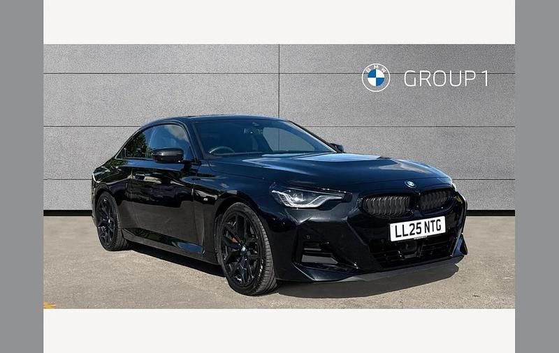 Black sapphire metallic paint Used 2025 BMW 220 M Sport Coupe | £37,290 (A bit pricey) - Image 1/4