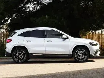 New Mercedes GLA250 Executive 218 HP (160 kW) 2026 Silver SUV