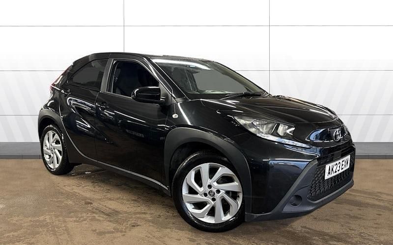 Used Toyota Aygo X PURE 72 HP (52 kW) 2025 SUV
