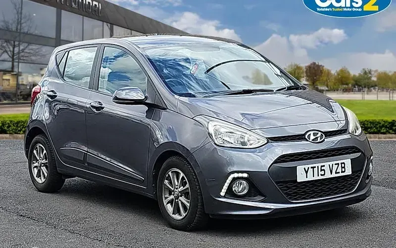 Used Hyundai i10 Premium 87 HP (63 kW) 2015 Hatchback