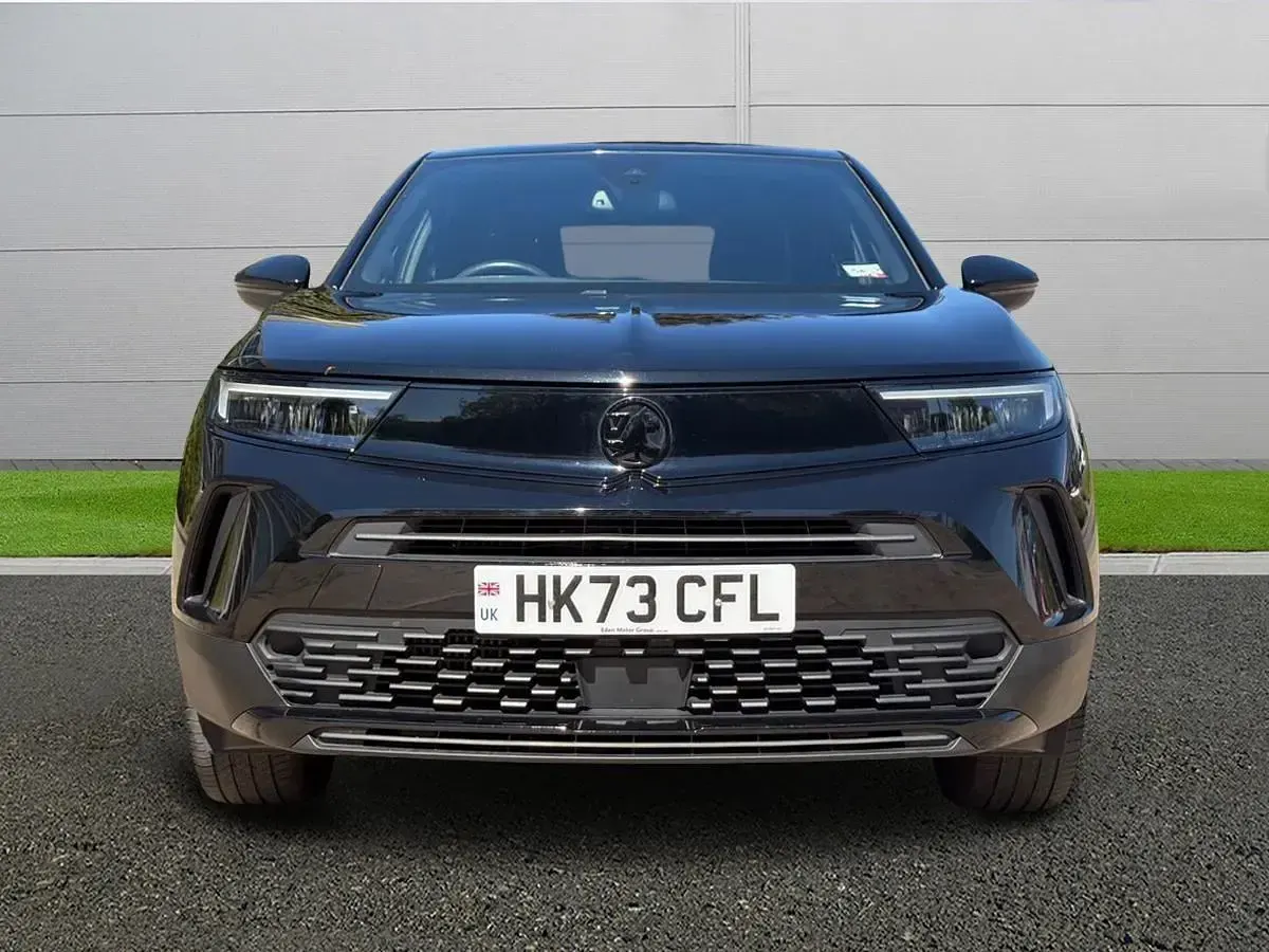 Second-hand Vauxhall Mokka 2023 Negru SUV