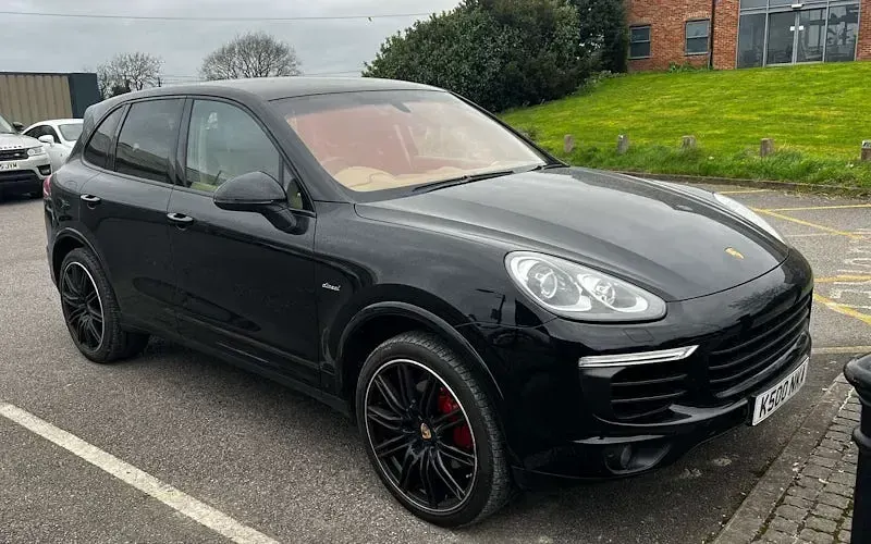 Used Porsche Cayenne Platinum Edition 262 HP (192 kW) 2016 SUV