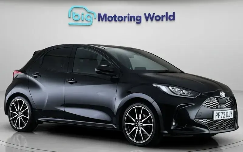 Used Toyota Yaris Sport 116 HP (85 kW) 2022 Hatchback