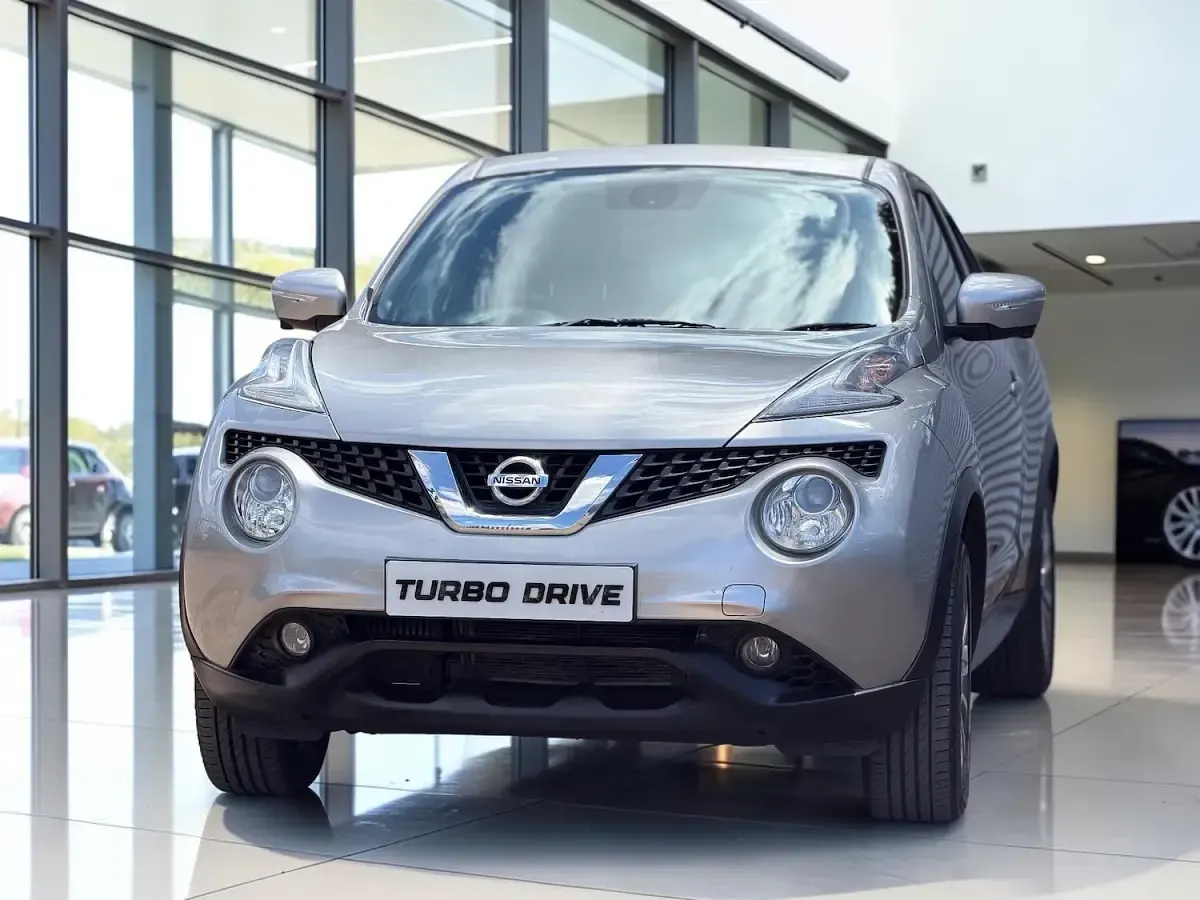 Used Nissan Juke Tekna 110 HP (80 kW) 2016 Silver SUV