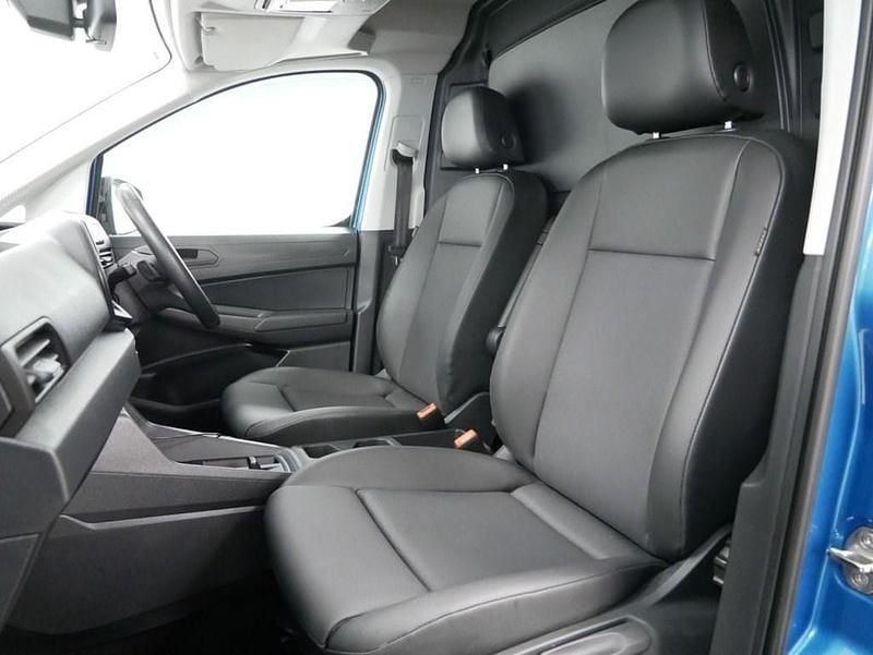 Used VW Caddy Maxi Pro 122 HP (89 kW) 2024 Blue MPV