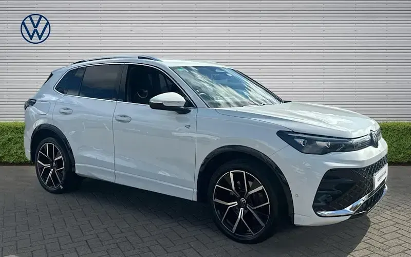Used VW Tiguan R-line 150 HP (110 kW) 2025 SUV