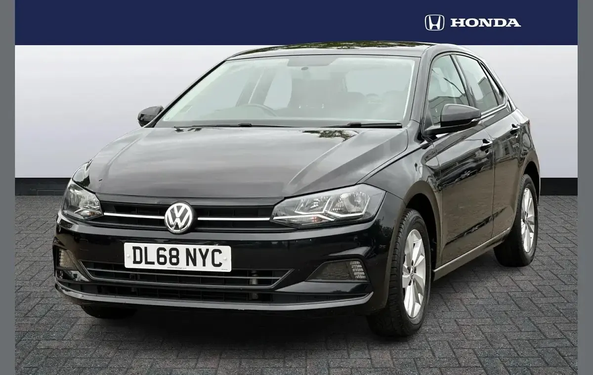 Used VW Polo SE 94 HP (69 kW) 2019 Black Hatchback
