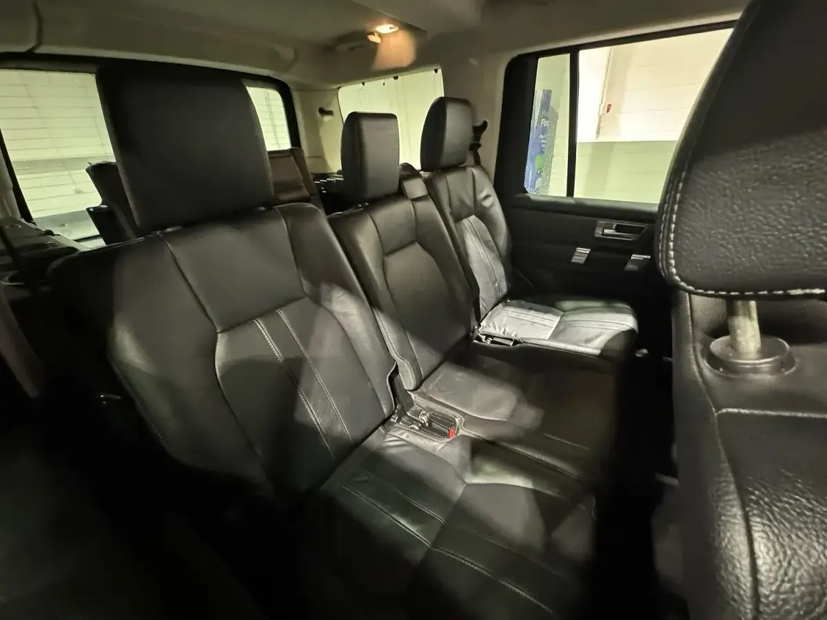 Used Land Rover Discovery 255 HP (187 kW) 2012 Grey SUV