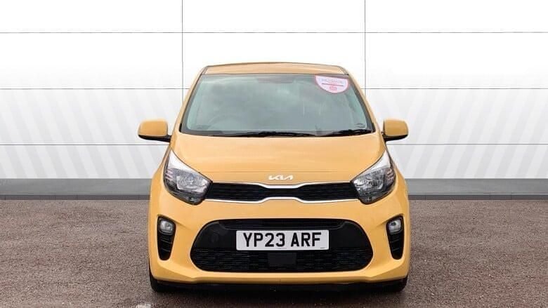 Used Kia Picanto 67 HP (49 kW) 2023 Yellow Hatchback