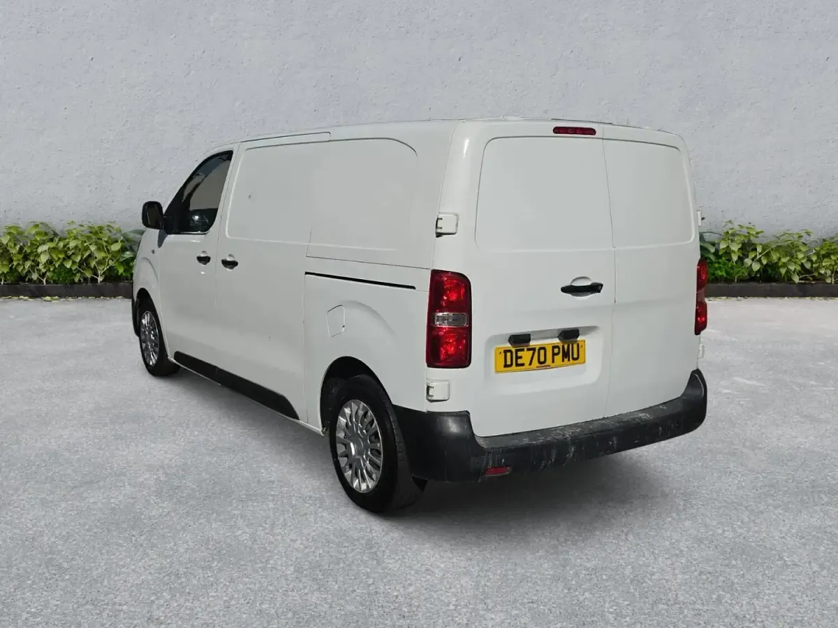 Used Toyota Proace 120 HP (88 kW) 2020 White MPV