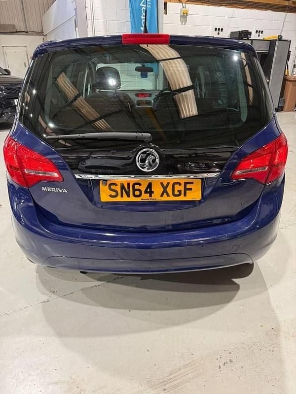 Used Vauxhall Meriva 100 HP (73 kW) 2014 Blue MPV