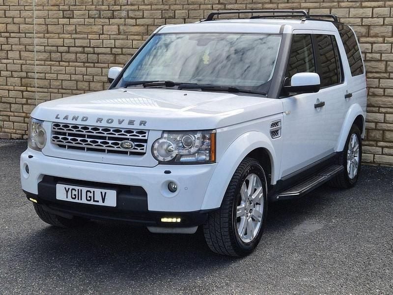 Used Land Rover Discovery 4 2011 White SUV