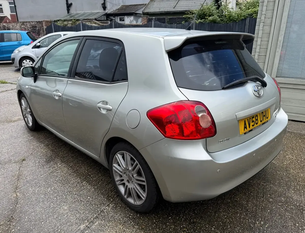 Used Toyota Auris SR 2008 Silver Hatchback