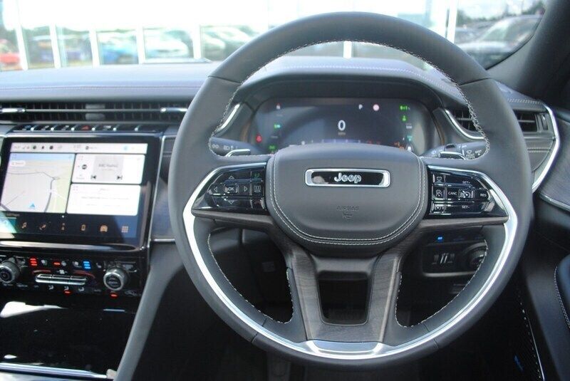 Used Jeep Grand Cherokee Overland 375 HP (275 kW) 2024 Black SUV