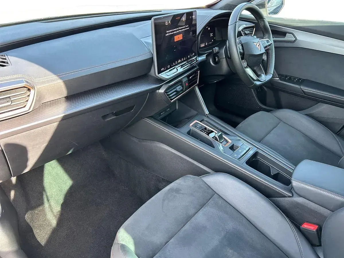 Used Cupra Formentor 150 HP (110 kW) 2025 White SUV