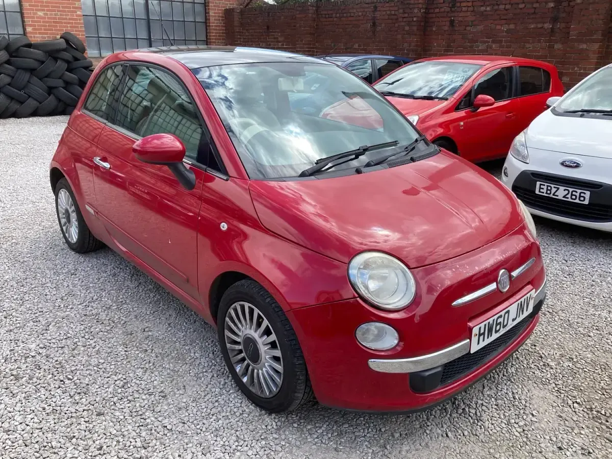 Used Fiat 500 Lounge 69 HP (50 kW) 2010 Red Hatchback
