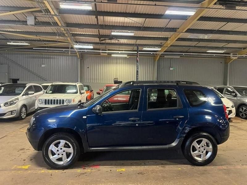 Used Dacia Duster Ambiance 110 HP (80 kW) 2016 Blue Hatchback