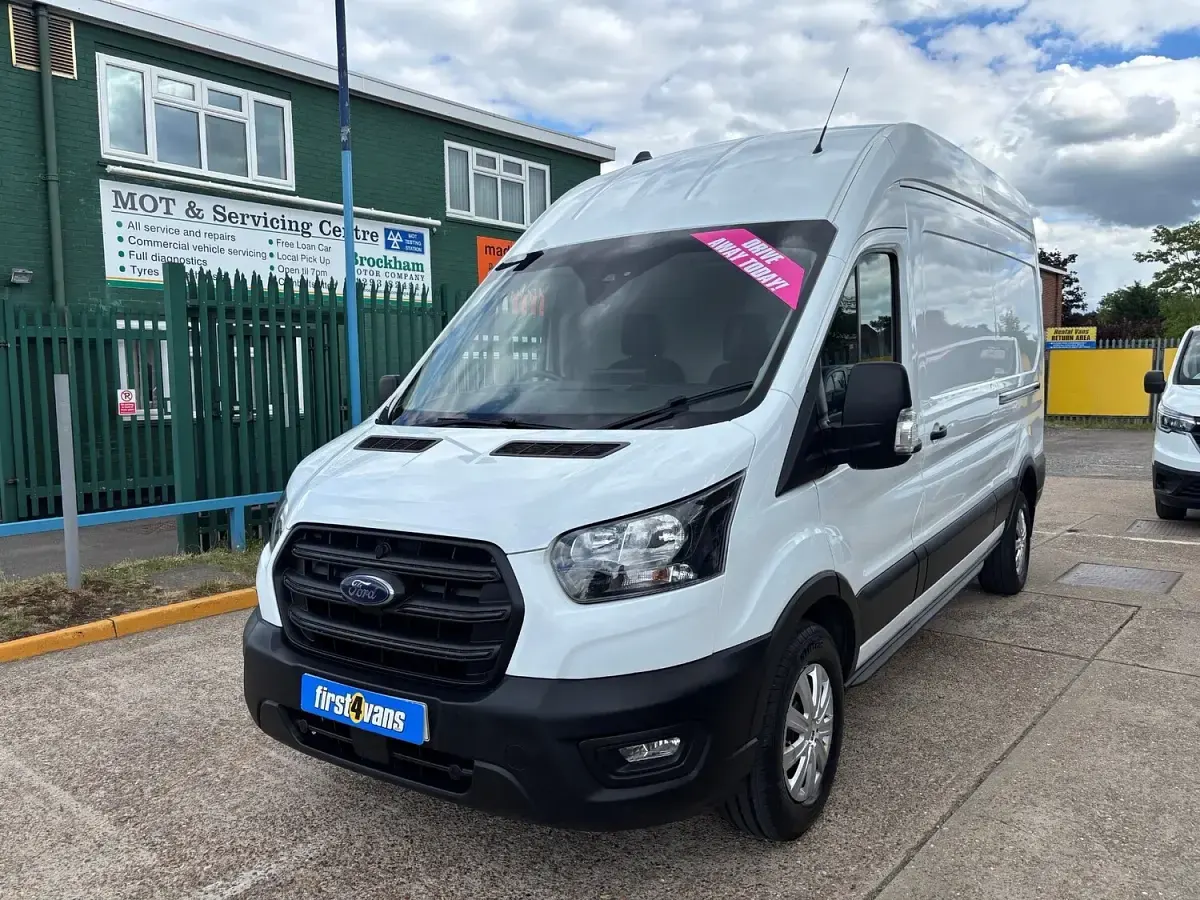 Used Ford Transit Trend 130 HP (95 kW) 2023 White Van