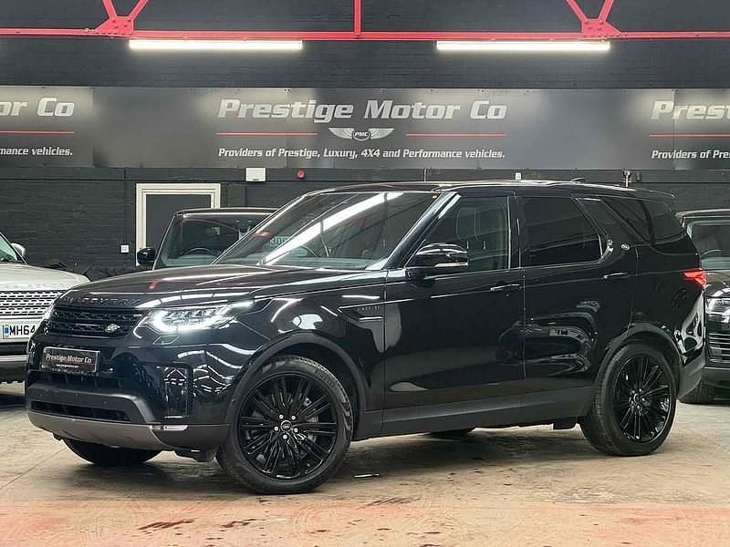 Black Used 2019 Land Rover Discovery 5 HSE SUV | £23,991 (Super price) - Image 1/4