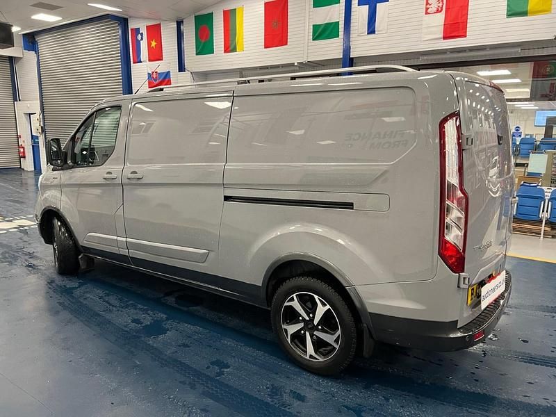 Used Ford Transit Custom Active 170 HP (125 kW) 2023 Grey Van