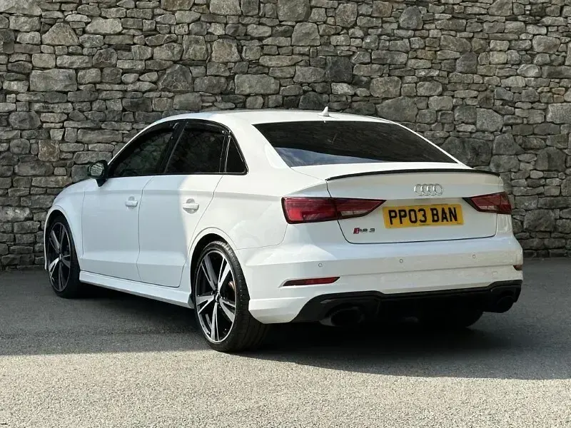 Used Audi RS3 Comfort 400 HP (294 kW) 2018 White Sedan
