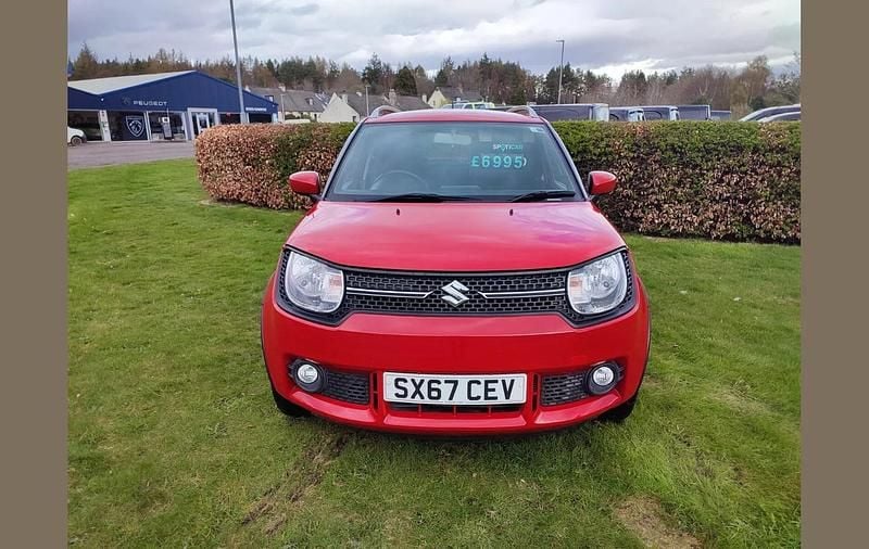 Used Suzuki Ignis SZ-T 90 HP (66 kW) 2018 Red SUV