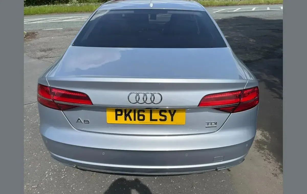 Used Audi A8 Sport 258 HP (189 kW) 2016 Silver Sedan