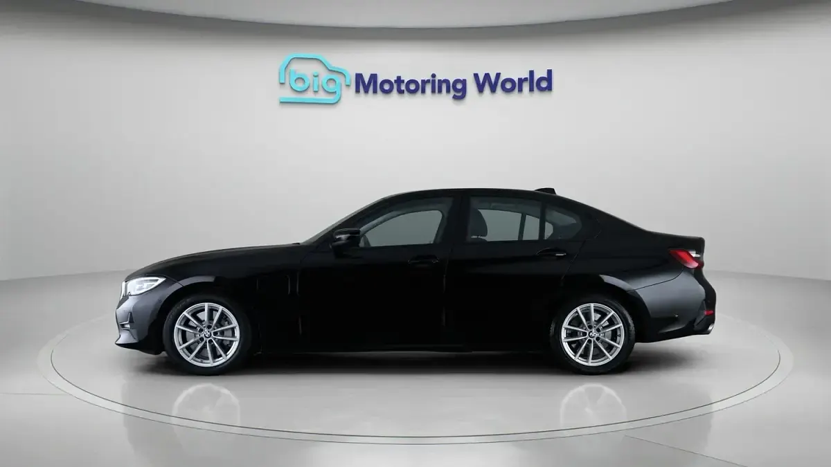 Used BMW 330e 292 HP (214 kW) 2020 Black Sedan