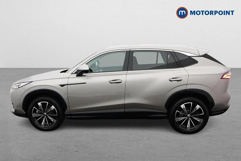 Usado MG HS Trophy 224 HP (164 kW) 2025 Prateado SUV